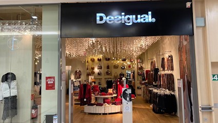 DESIGUAL, Magasin de Vêtements à Roques