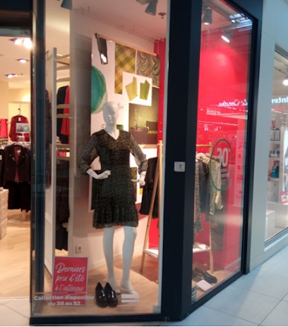 Christine Laure, Magasin de Vêtements au Cendre