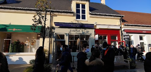 Claudie Pierlot Outlet Store La Vallée Village, Magasin de Vêtements à Serris