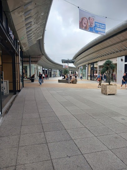 ARMAND THIERY FEMME, Magasin de Vêtements à Montpellier