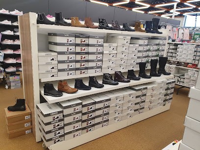 Halle Fashion and Accessories, Magasin de Vêtements à Fourmies