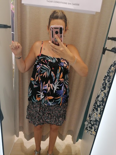 Promod, Magasin de Vêtements à Guichainville