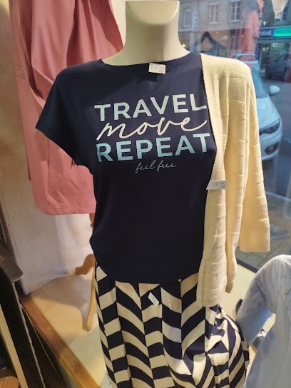 Poutrel Sports, Magasin de Vêtements aux Pieux