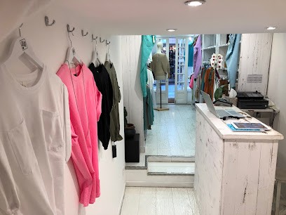 5Clair Avenue, Magasin de Vêtements à Sanary-sur-Mer