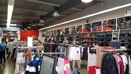 Lee Cooper - Troyes, Magasin de Vêtements à Pont-Sainte-Marie