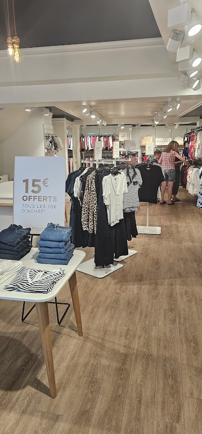 Morgan, Magasin de Vêtements à Granville