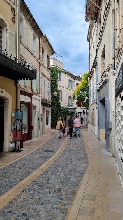 L’atelier 46, Magasin de Vêtements à Saint-Rémy-de-Provence