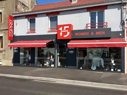 numéro 15 Bis Esprit, Magasin de Vêtements à Étaples