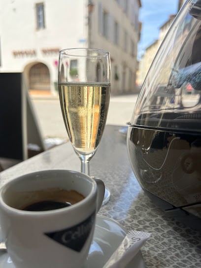 Etablissements Nicole Vitte, Magasin de Vêtements à Saint-Amour