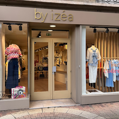 By Izéa Magasin De Vêtements à Brive-la-Gaillarde