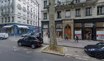 Gérard Darel, Magasin de Vêtements à Lyon 06