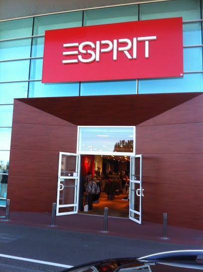 ESPRIT, Magasin de Vêtements à L'Île-d'Olonne