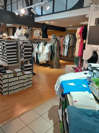 Seven, Magasin de Vêtements à Fécamp