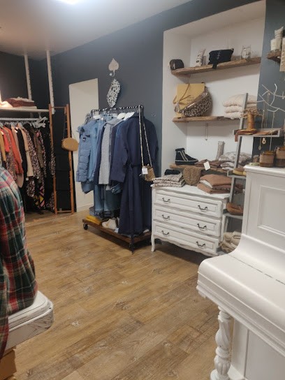 Une Copine M'a Dit, Magasin de Vêtements à Cherbourg-en-Cotentin