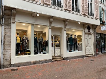 M Couture, Magasin de Vêtements à Troyes