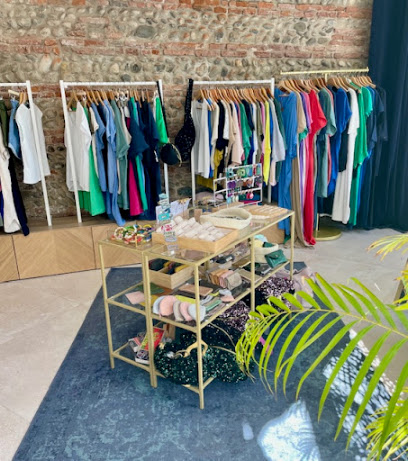 Mademoiselle M... Magasin De Vêtements à Toulouse