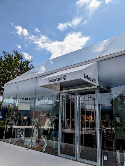 Timberland, Magasin de Vêtements à Villefontaine