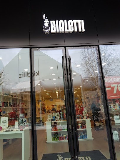 Magasin D'Usine ZAPA Villefontaine, Magasin de Vêtements à Villefontaine