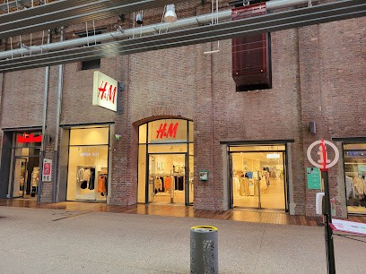 H&M, Magasin de Vêtements au Havre