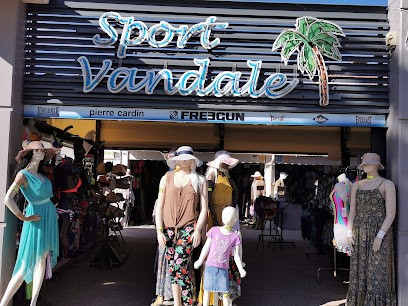 Achard Nadine, Magasin de Vêtements à Marseillan