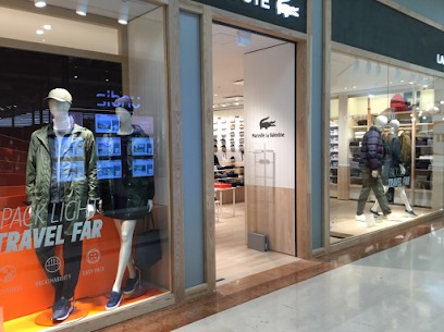 Lacoste, Magasin de Vêtements à Marseille 11