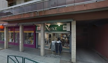Next, Magasin de Vêtements à Sallanches