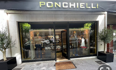 Ponchielli Magasin De Vêtements à Paris 08