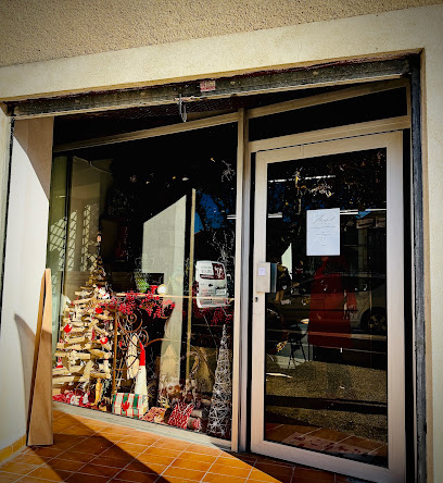Anahit Magasin De Vêtements à Bollène