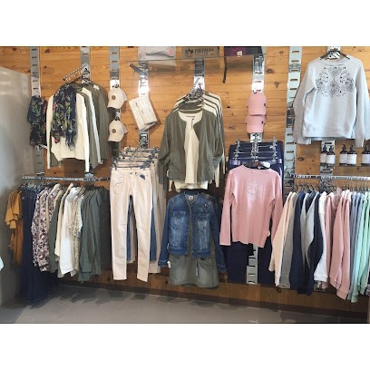 Back Flip, Magasin de Vêtements à Viuz-en-Sallaz