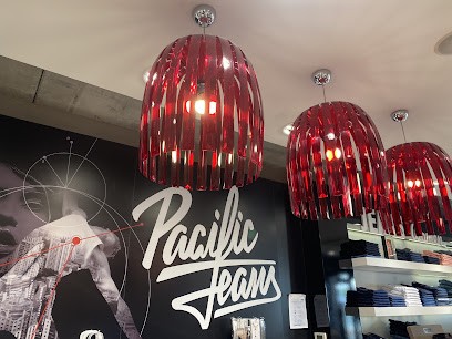 Pacific Jeans, Magasin de Vêtements à Sainte-Luce-sur-Loire