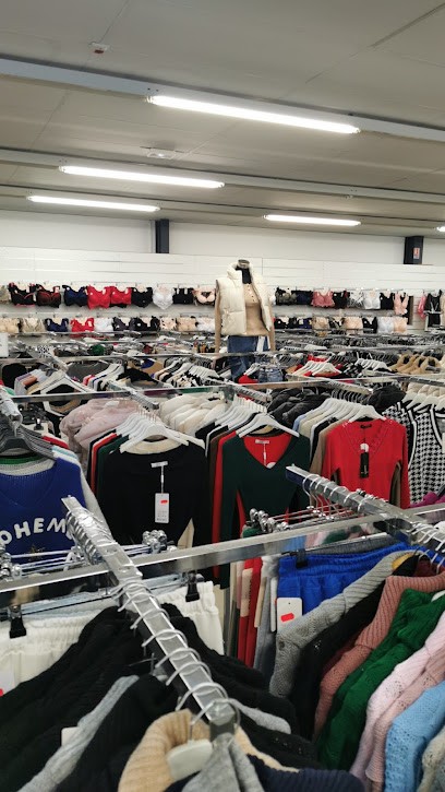 City M, Magasin de Vêtements à Nevers