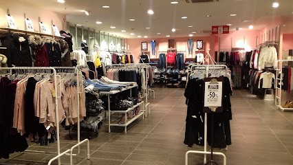 TALLY WEiJL, Magasin de Vêtements à Lucé