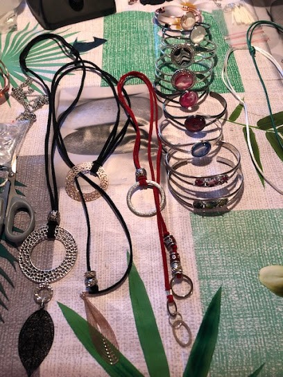 Cccrea, Magasin de Vêtements à La Magdelaine-sur-Tarn