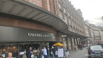 ZAPA Galeries Lafayette Strasbourg, Magasin de Vêtements à Strasbourg