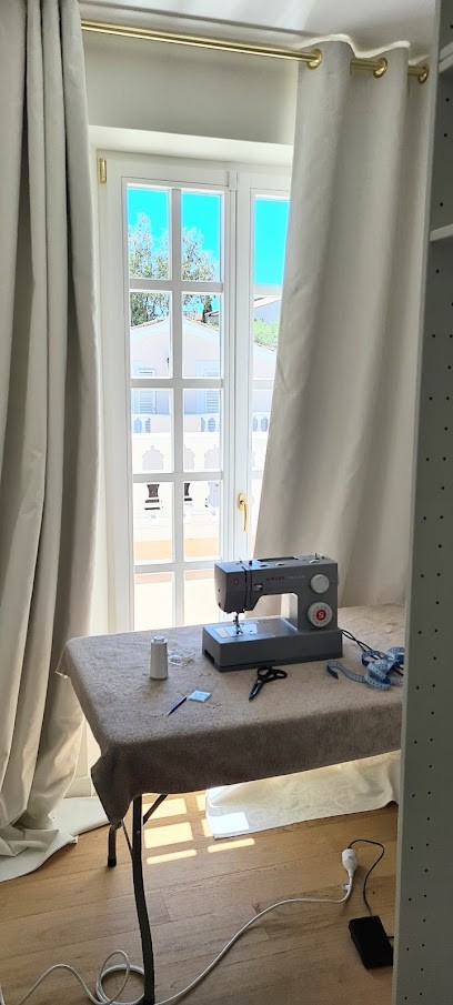 Couture Mougins | Atelier Petit Cheval, Magasin de Vêtements à Mougins