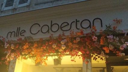 mlle Cabestan, Magasin de Vêtements à Jonzac