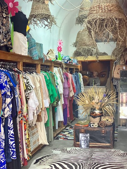 La Vie Est Belle EJN, Magasin de Vêtements à Vallon-Pont-d'Arc