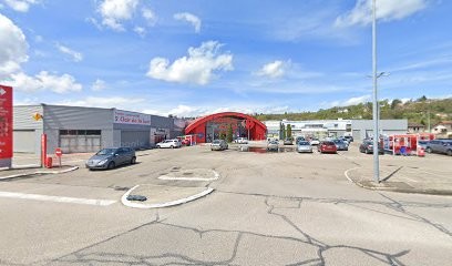 Cache Cache, Magasin de Vêtements à Saint-Clair-de-la-Tour