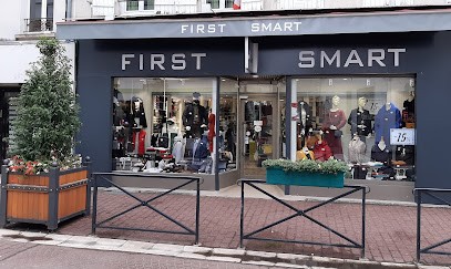 First Smart, Magasin de Vêtements à Barbey