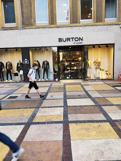 Burton of London, Magasin de Vêtements à Metz