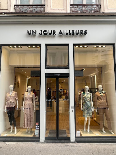 Un Jour Ailleurs Lyon Magasin De Vêtements à Lyon 02