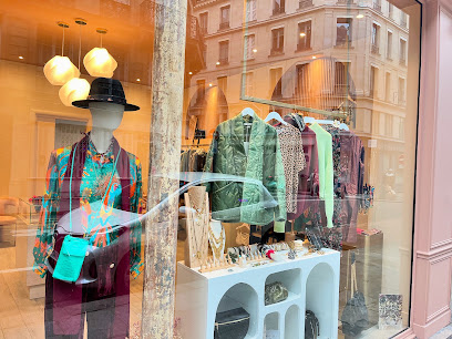 Mademoiselle Tess Concept Store Magasin De Vêtements à Paris 04