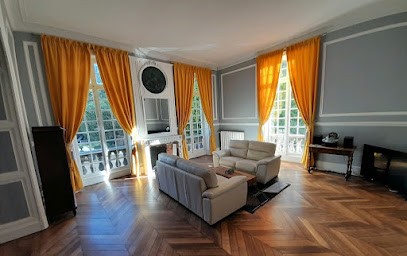 Jusqu'au Bout Du Fil Couturière, Magasin de Vêtements à Presles-et-Thierny