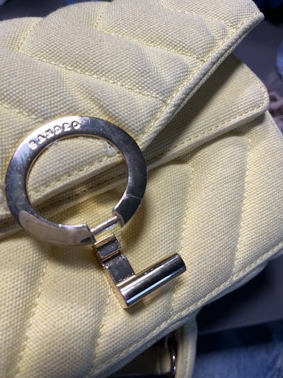 Sandro - Galerie Lafayette Montpellier, Magasin de Vêtements à Montpellier