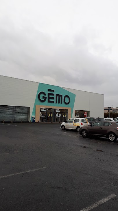 Gemo St Omer Chaussures Et Vêtements, Magasin de Vêtements à Saint-Martin-lez-Tatinghem