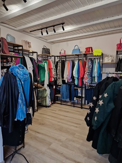 Les Drôles De Dames D'Hag, Magasin de Vêtements à Haguenau