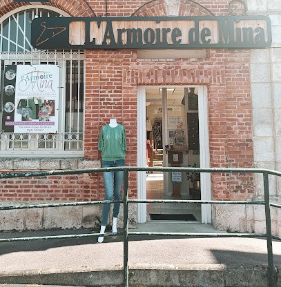 L'Armoire De Mina, Magasin de Vêtements à Signy-l'Abbaye