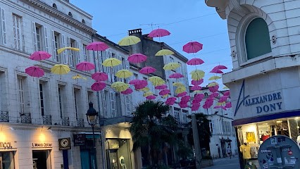 ALEXANDRE DONY, Magasin de Vêtements à Rochefort