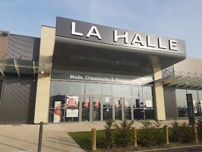 La Halle Sens Champbertrand, Magasin de Vêtements à Sens