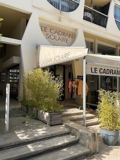 Cadran Solaire, Magasin de Vêtements à La Grande-Motte